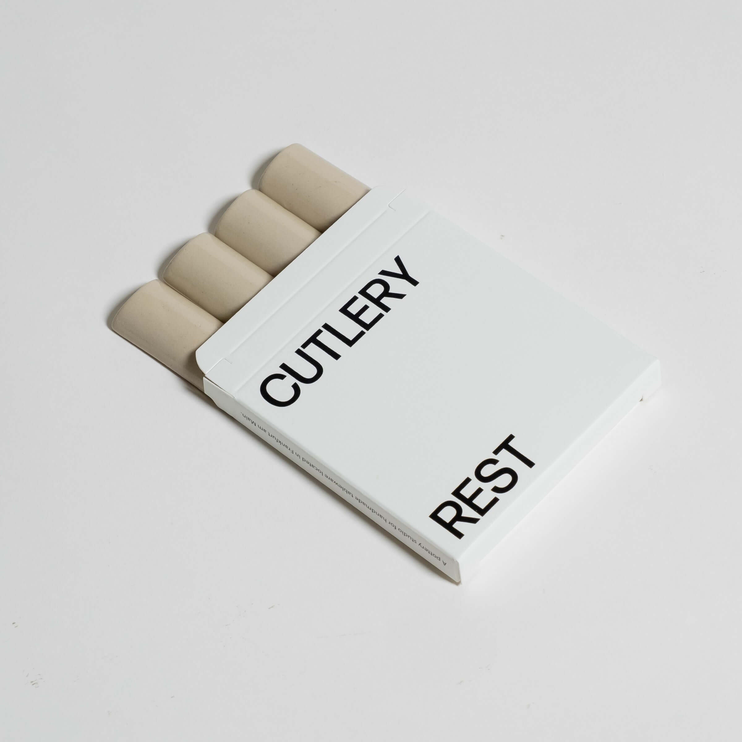 4er Set – Besteck Ablage - handgefertigte Besteckablage mehrfarbig auf weißem Hintergrund.