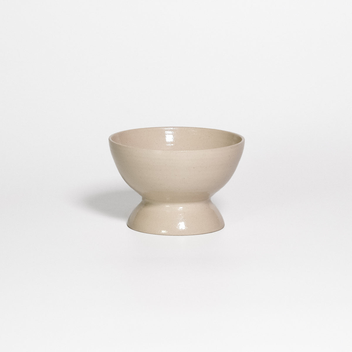 Dessert Dish Creme, footed stoneware dessert dish with transparent glossy glaze