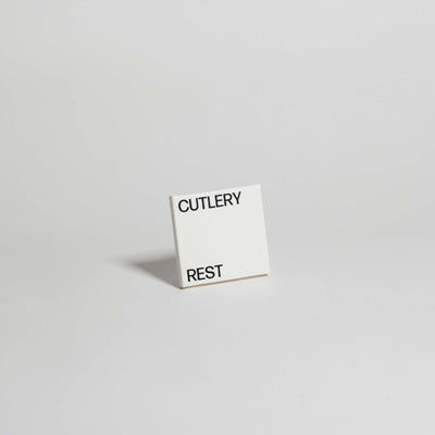 handgefertigte Besteckablage mehrfarbig - elegante und praktische Lösung für ordentlichen Tisch.