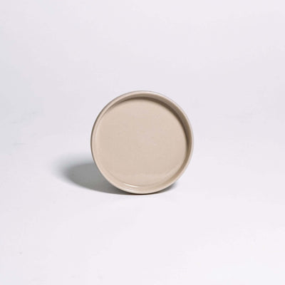 Set of 2 - Saucer - Creme - kleine Steinzeug-Untertasse in Creme mit transparenter glänzender Glasur.