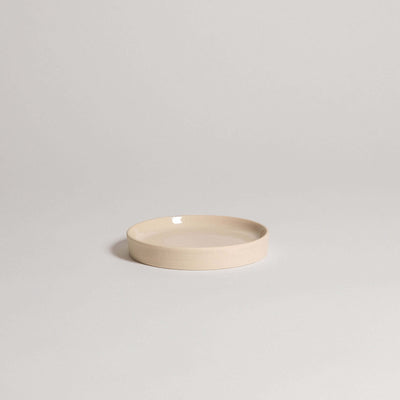 Saucer – Creme aus Keramik, Handgemacht, ideal für Aperitifs und Schmuck. Beige und vielseitig einsetzbar.